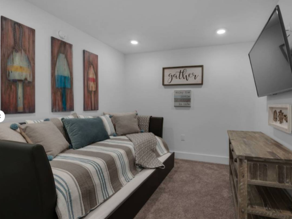 Luxurious Gulf Front Condo on Okaloosa Island - Your Beach Retreat